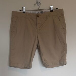 Old Navy Women's Tan Bermuda Shorts